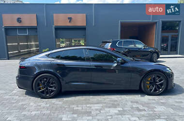 Лифтбек Tesla Model S 2024 в 