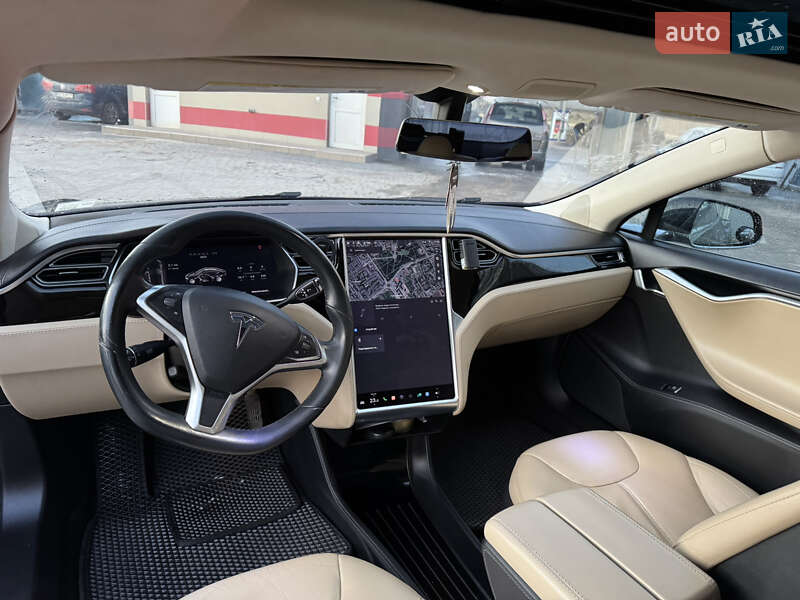 Лифтбек Tesla Model S 2014 в Тернополе