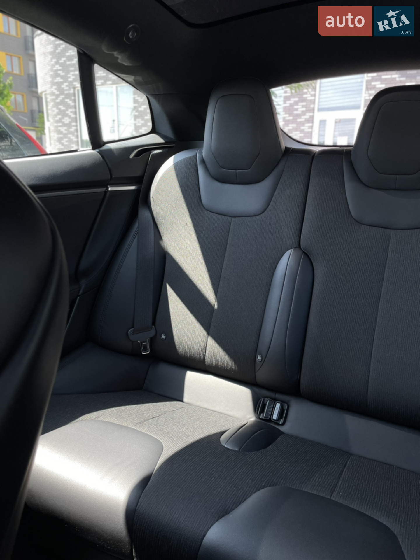 2017 Tesla Model S - мініатюра 18