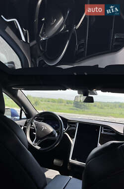 Лифтбек Tesla Model S 2017 в 