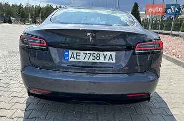 Ліфтбек Tesla Model S 2022 в 