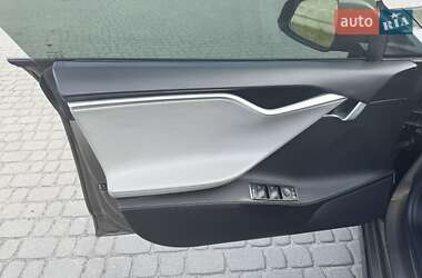 Ліфтбек Tesla Model S 2015 в 