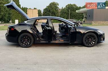 Лифтбек Tesla Model S 2016 в 