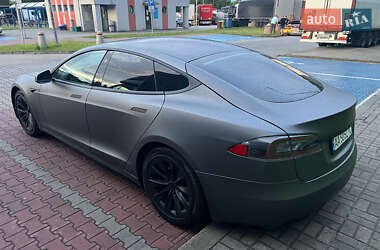 Лифтбек Tesla Model S 2018 в 
