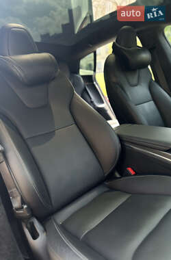 Лифтбек Tesla Model S 2021 в 