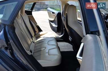 Ліфтбек Tesla Model S 2016 в 