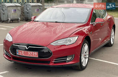 Ліфтбек Tesla Model S 2013 в 