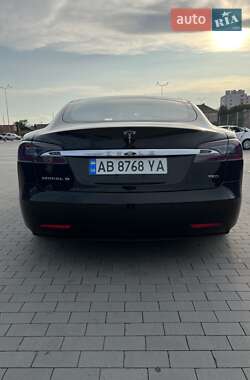Ліфтбек Tesla Model S 2018 в 