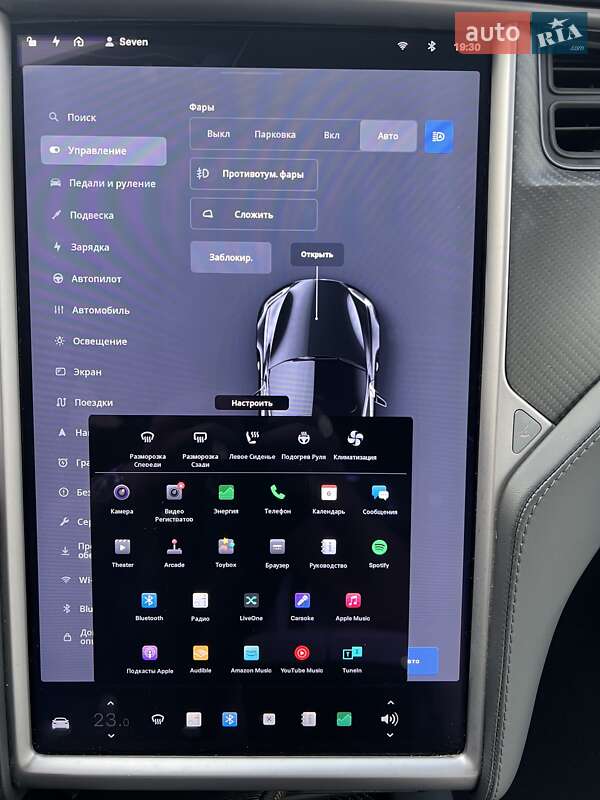 Лифтбек Tesla Model S 2018 в Виннице