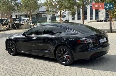 Лифтбек Tesla Model S 2018 в 