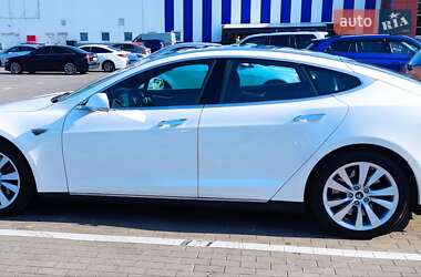 Ліфтбек Tesla Model S 2014 в 