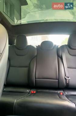 Лифтбек Tesla Model S 2022 в 