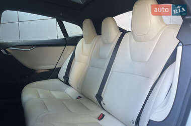 Ліфтбек Tesla Model S 2020 в 