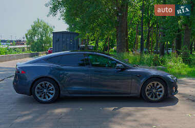 Лифтбек Tesla Model S 2018 в 
