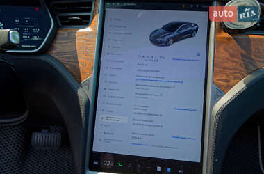 Лифтбек Tesla Model S 2018 в 