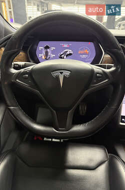 Лифтбек Tesla Model S 2018 в 