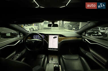 Лифтбек Tesla Model S 2018 в 