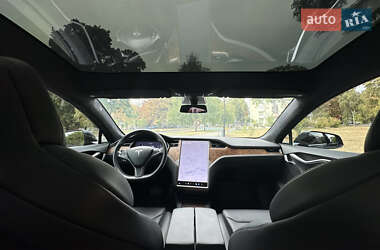 Лифтбек Tesla Model S 2018 в 