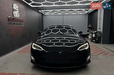 Tesla Model S 2017