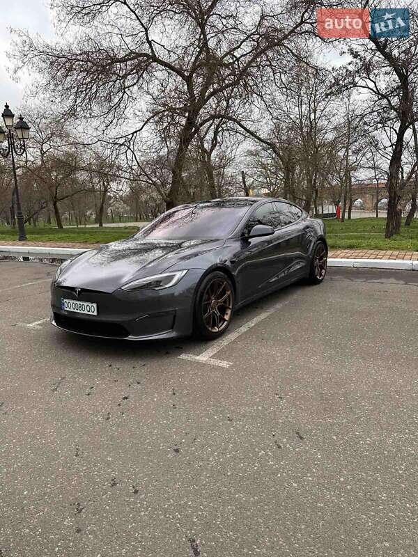 Ліфтбек Tesla Model S 2022 в 