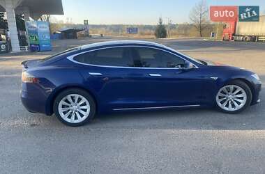 Лифтбек Tesla Model S 2016 в 