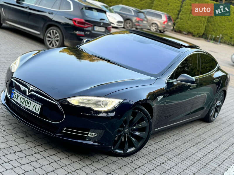 Лифтбек Tesla Model S 2014 в Львове фото 4 Лифтбек Tesla Model S 2014 в Львове