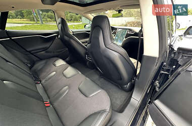 Ліфтбек Tesla Model S 2014 в 