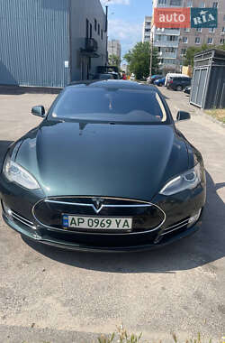 Ліфтбек Tesla Model S 2014 в 