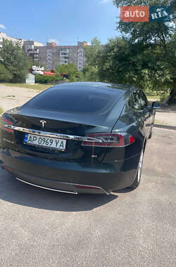Ліфтбек Tesla Model S 2014 в 