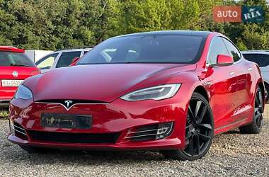 Лифтбек Tesla Model S 2019 в Стрые
