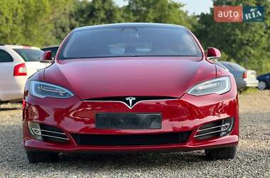 Лифтбек Tesla Model S 2019 в 