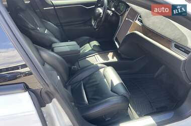 Лифтбек Tesla Model S 2017 в 
