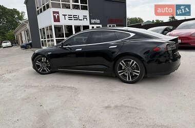 Лифтбек Tesla Model S 2013 в 