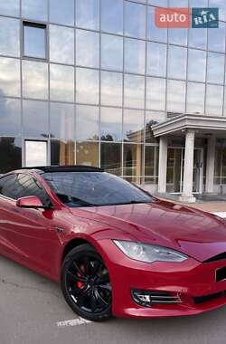 Tesla Model S 2015 Tesla Model S 2015