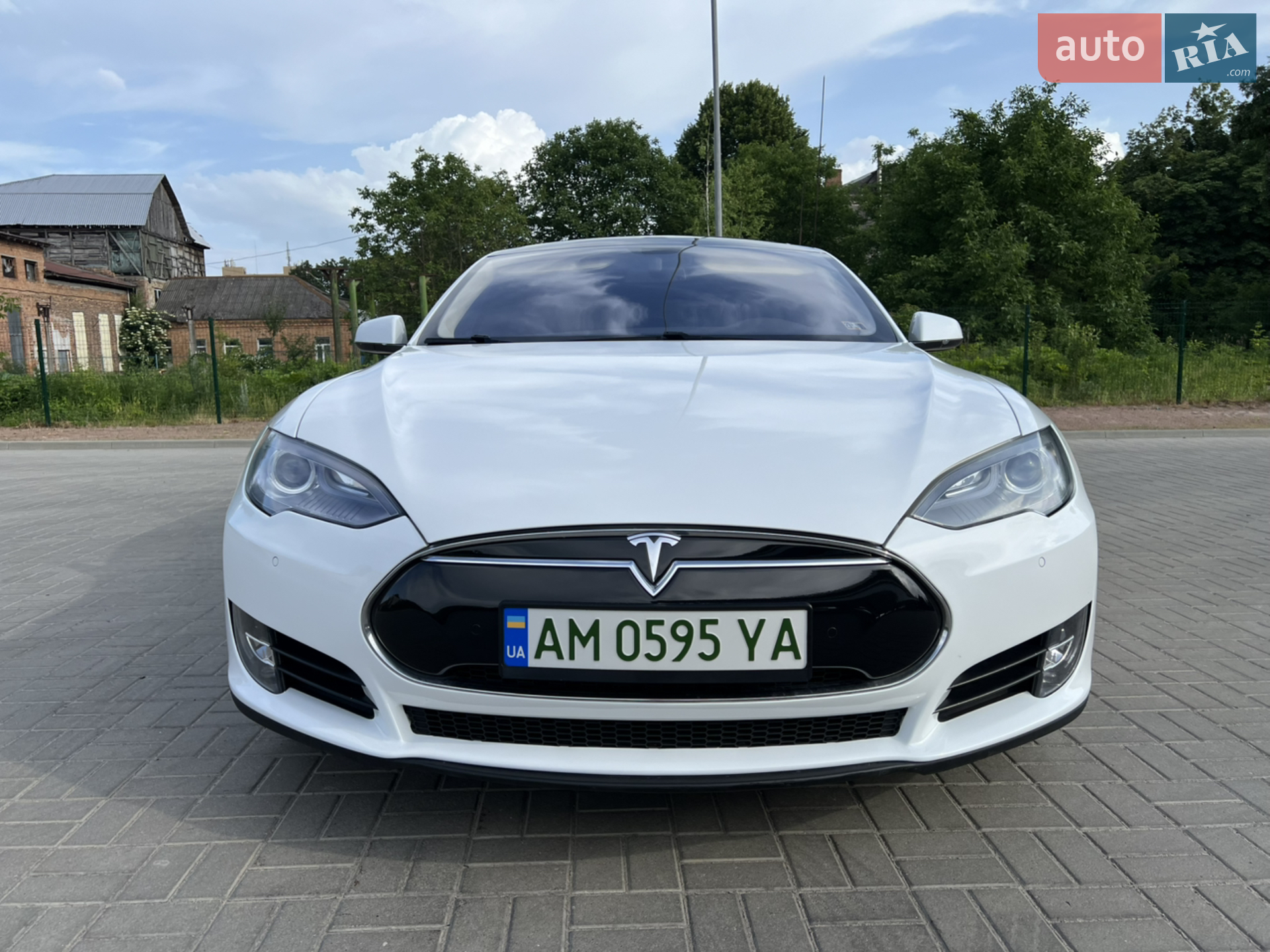 2014 Tesla Model S - мініатюра 13