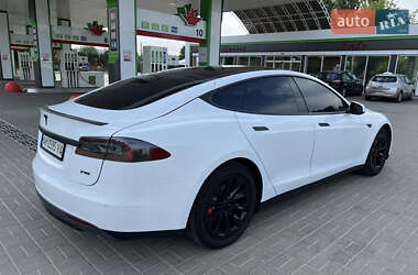 Ліфтбек Tesla Model S 2014 в 