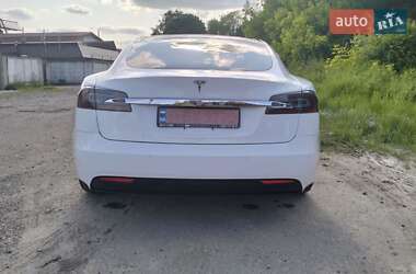 Ліфтбек Tesla Model S 2016 в 