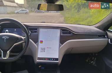 Ліфтбек Tesla Model S 2016 в 