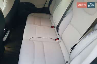 Ліфтбек Tesla Model S 2022 в 