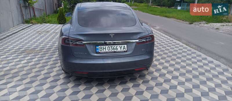 Лифтбек Tesla Model S 2013 в Подольске