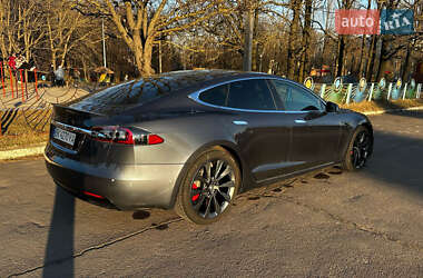 Лифтбек Tesla Model S 2020 в 