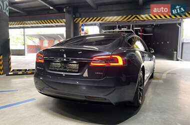 Лифтбек Tesla Model S 2018 в 