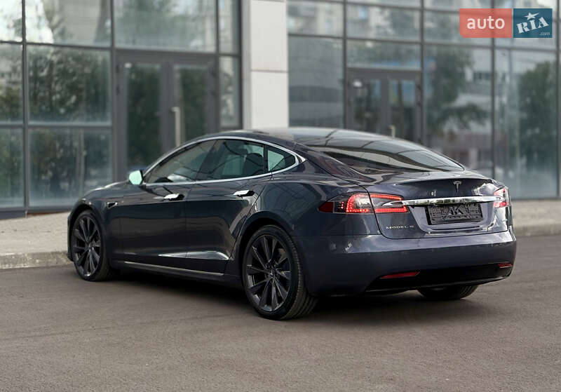 Ліфтбек Tesla Model S 2018 в Харкові фото 6 Ліфтбек Tesla Model S 2018 в Харкові