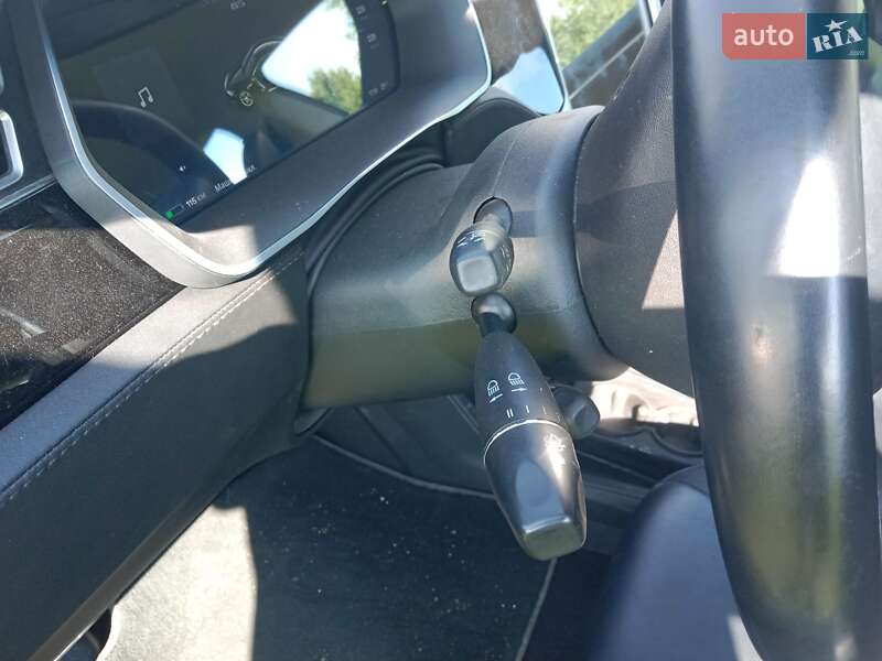 Лифтбек Tesla Model S 2014 в Ивано-Франковске