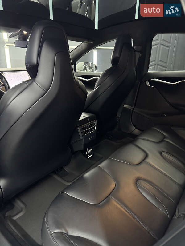 Лифтбек Tesla Model S 2017 в Коломые фото 28 Лифтбек Tesla Model S 2017 в Коломые