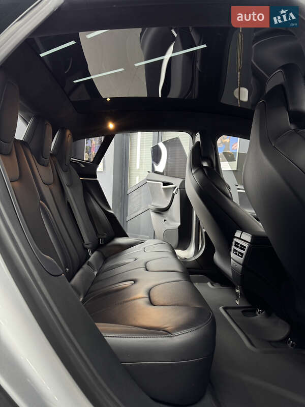 Лифтбек Tesla Model S 2017 в Коломые фото 33 Лифтбек Tesla Model S 2017 в Коломые