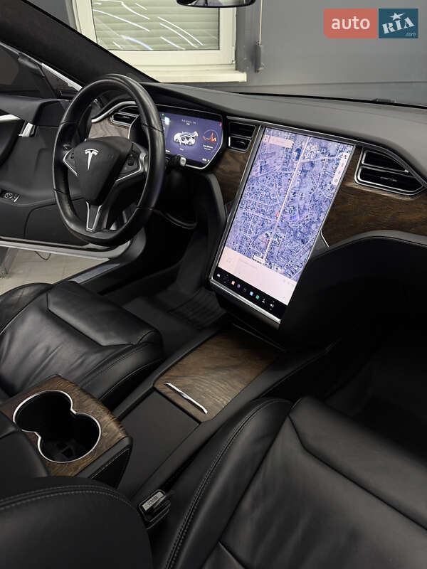 Лифтбек Tesla Model S 2017 в Коломые фото 37 Лифтбек Tesla Model S 2017 в Коломые