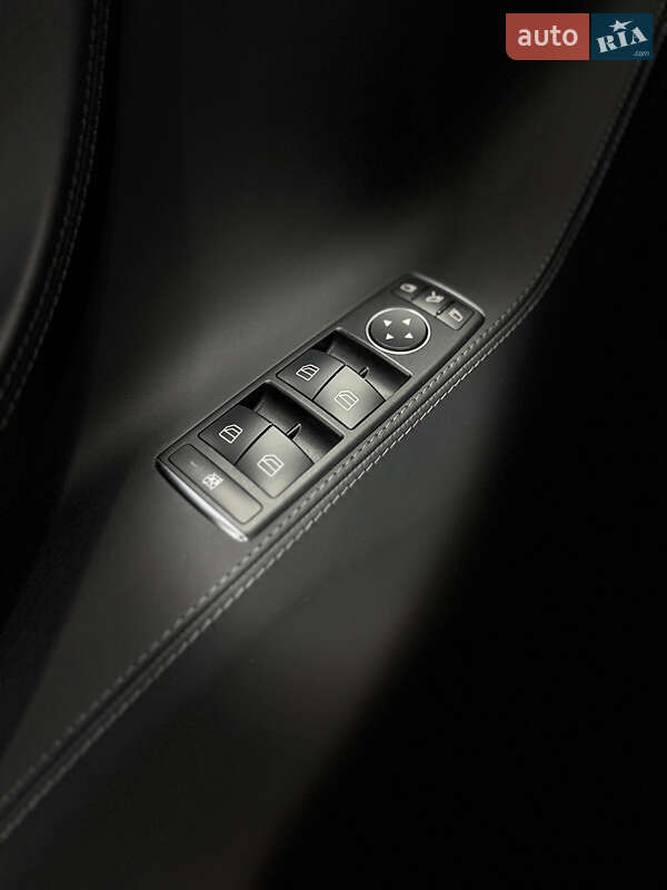 Лифтбек Tesla Model S 2017 в Коломые фото 45 Лифтбек Tesla Model S 2017 в Коломые