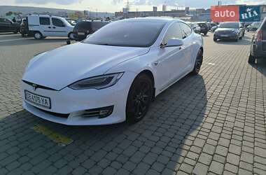 Лифтбек Tesla Model S 2017 в 
