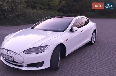 Tesla Model S 2015 Tesla Model S 2015